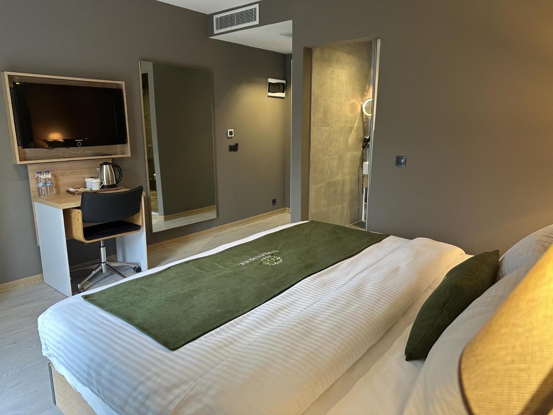 Gardenmode Airport Hotel Tasoluk Luaran gambar